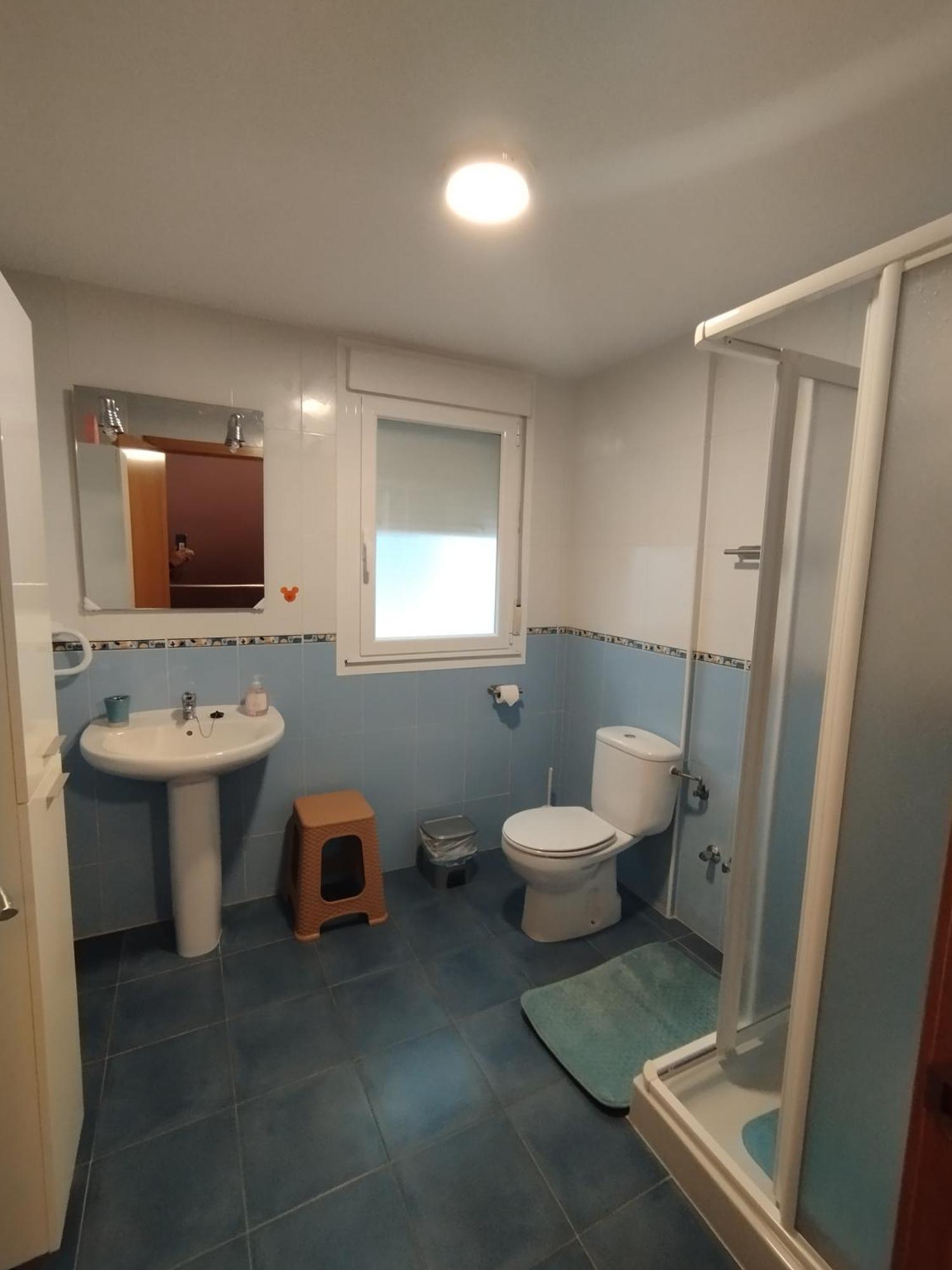 Alhondiga Apartamento *