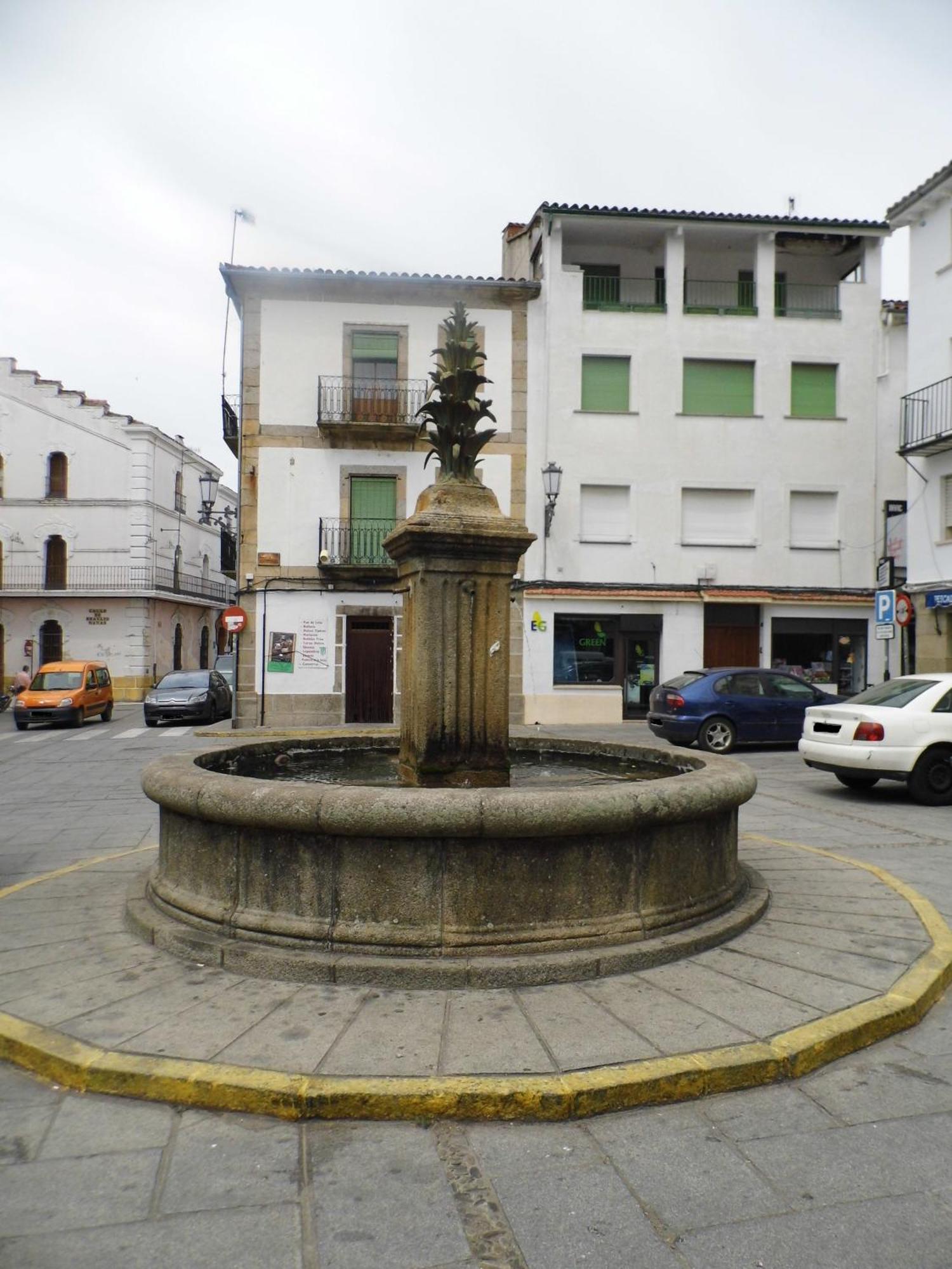 Alhondiga * Hervas